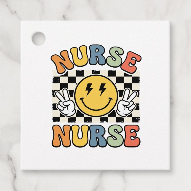 Étiquettes Cadeau Conception de chemise à carreaux smiley d'infirmiè (Devant)