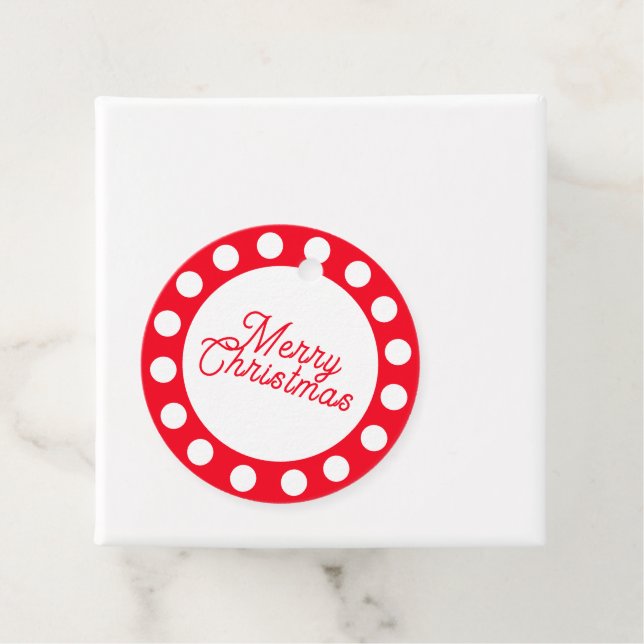Étiquettes Cadeau Custom Merry Christmas Red and White Dots (En situation)
