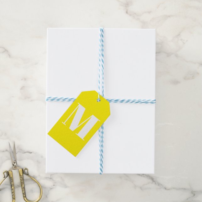 Étiquettes-cadeau Customize monogram initial yellow white (Avec de laficelle)