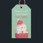 Étiquettes-cadeau Cute Cupcake Snowman, Sweet Christmas<br><div class="desc">Une étiquette cadeau de Noël mignonne avec l'illustration d'un bonhomme de neige en cupcake avec chapeau de Père Noël dégivrant,  bras de biscuits et arroser les garnitures! Parfait pour souhaiter un doux Noël à vos amis ! Personnalisez avec un message.</div>