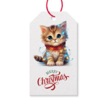 Cute Kitten Enveloppé dans les lumières des fêtes