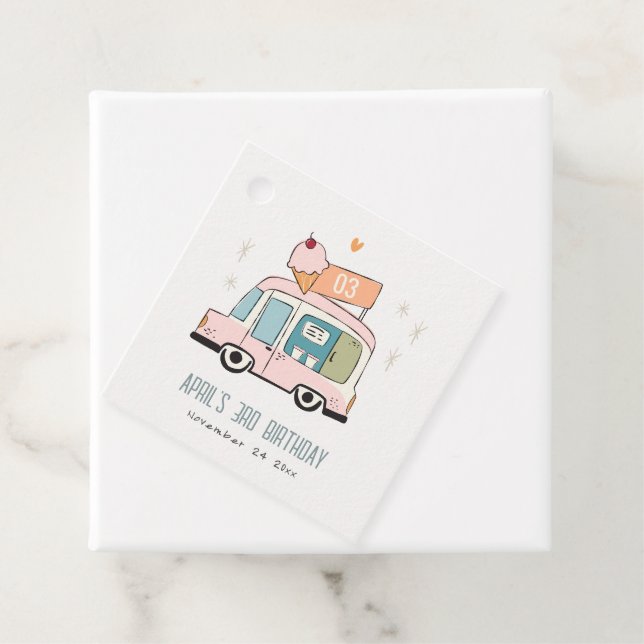 Étiquettes Cadeau Cute Pastel Sweet Time Glace Cream Camion Annivers (En situation)