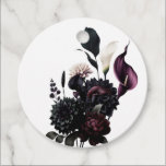 Étiquettes Cadeau Dark Moody Romantic Floral Mariage blanc<br><div class="desc">personnaliser avec ou sans texte</div>
