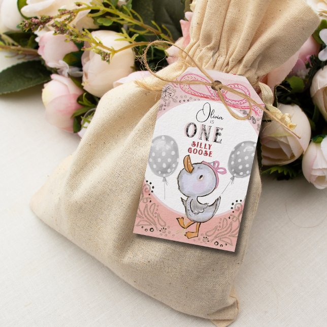 Étiquettes-cadeau Deux Faces Une Oie Ridicule 1er Anniversaire Photo (Two-Sided One Silly Goose 1st Birthday Photo Gift Tags)