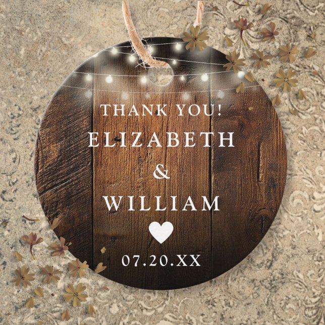Étiquettes Cadeau Éclairage à cordes Boho Rustique Mariage de grange (String Lights Rustic Wood Boho Barn Wedding Favor Tags)