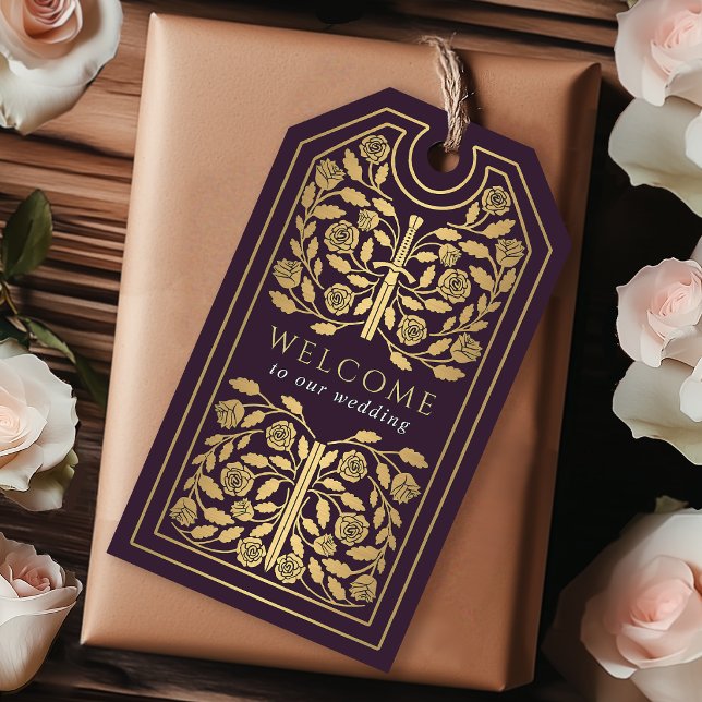 Étiquettes-cadeau Eggplant Royal Medieval Gold Sword Wedding Welcome (Créateur téléchargé)