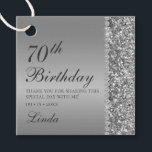 Étiquettes Cadeau Elégant Merci d'argent 70e anniversaire<br><div class="desc">Cette élégante parties scintillant en argent et diamants face 70e anniversaire étiquettes de remerciement sont parfaites pour votre soixante-dixième anniversaire ou celui de votre bien-aimé. Chic, tendance et design tout en étant classe. Les polices modernes et traditionnelles sont nettes et propres et rendent ces remerciements privilégiés les étiquettes uniques et...</div>