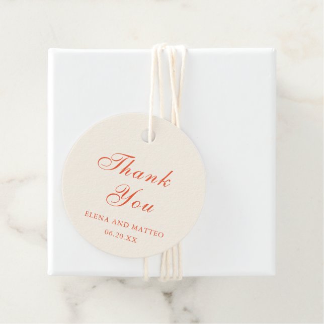 Étiquettes Cadeau Elegant Terracotta Modern Classic Wedding (En situation)