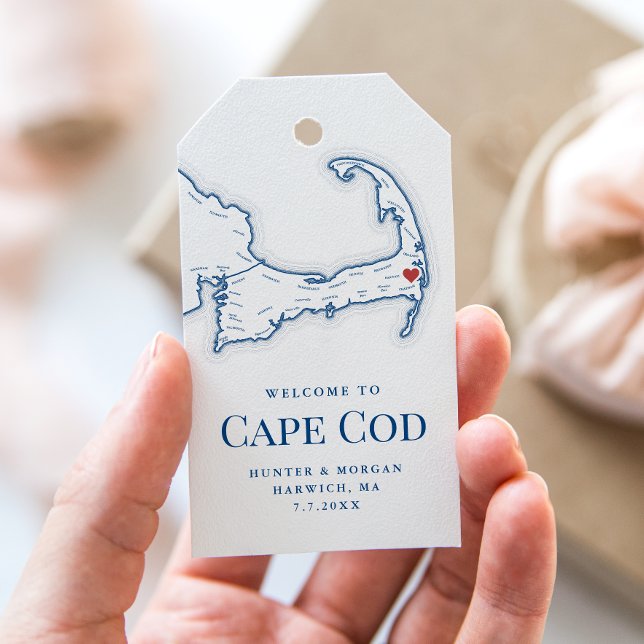 Étiquettes-cadeau Elégant Wequassett Resort Mariage Bienvenue (Harwich MA Cape Cod Wedding Gift tag for an elegant navy blue wedding at Wequassett Resort)
