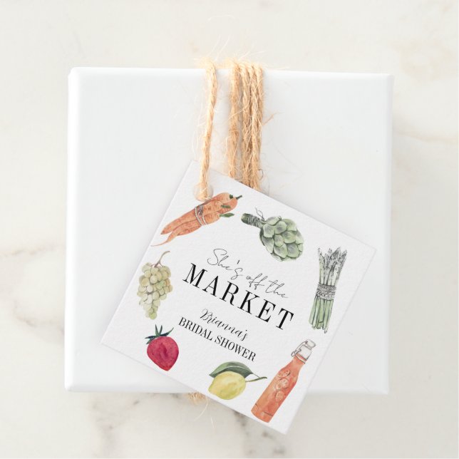 Étiquettes Cadeau Elle est hors du marché Fête de douche de mariée a (En situation)