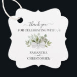 Étiquettes Cadeau Eucalyptus Russe Mariage Merci<br><div class="desc">Ces belles étiquettes de faveur sont parfaites pour remercier les invités spéciaux ou les membres de votre mariage. Elles présentent un beau design boho chic rustique avec vos noms et la date mariage avec un joli ensemble peint à la main feuilles eucalyptus et verdure dans les tons menthe, mousse et...</div>