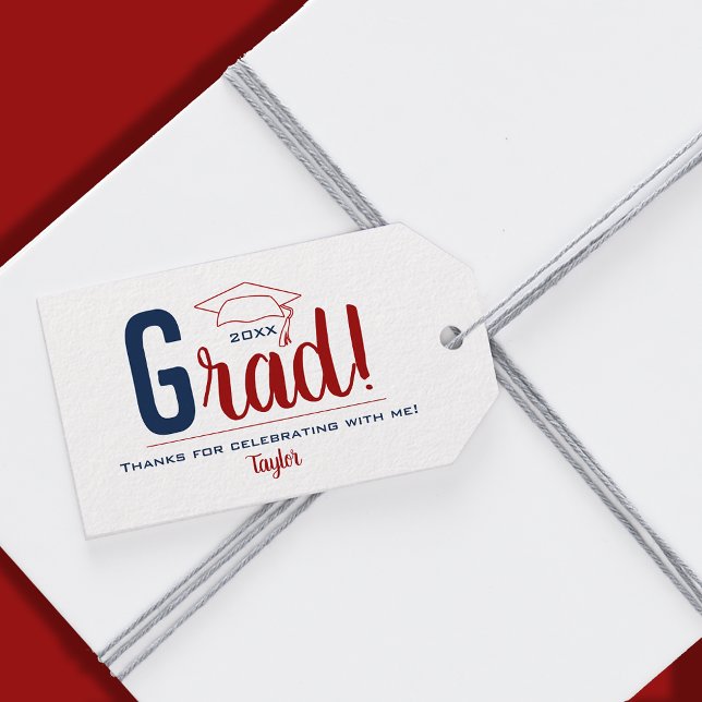 Étiquettes-cadeau Faveur de fête de chapeau de fin d'études rouge fo (3.5" x 2" personalized grad cap  favor gift tags in navy blue and dark red)