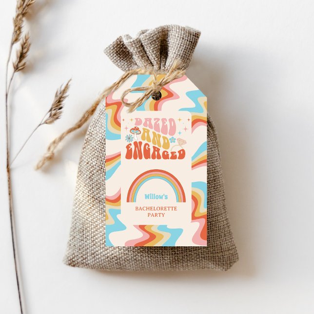 Étiquettes-cadeau Fête Bachelorette Dazed Et Engagé Favoriser (Créateur téléchargé)