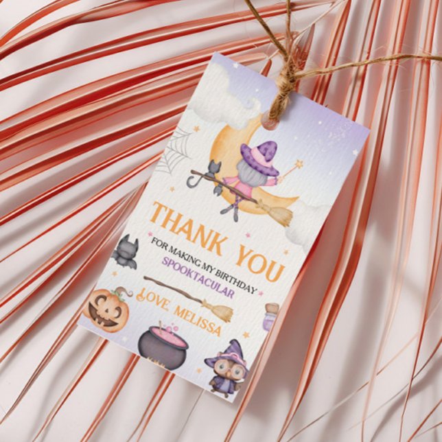 Étiquettes-cadeau Fête d'anniversaire de sorcière mignonne d'Hallowe (Créateur téléchargé)