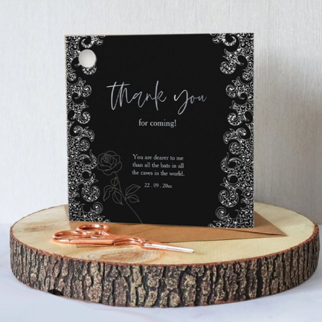 Étiquettes Cadeau Fête de Bachelorette Florale Noire Gothique (Créateur téléchargé)