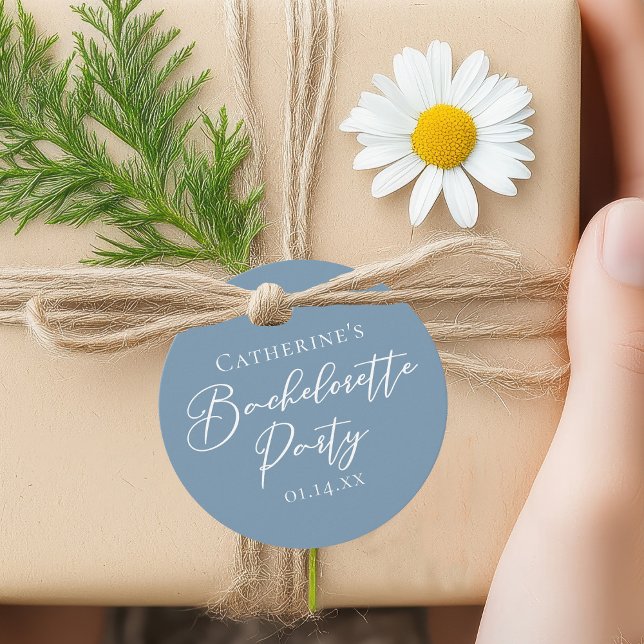 Étiquettes Cadeau Fête de Bachelorette Personnalisée Chic Bleu Pouss (Créateur téléchargé)