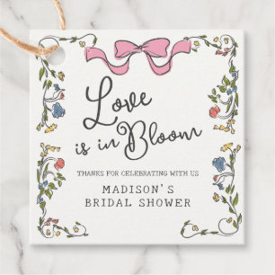 Étiquettes Cadeau Fête de Jardin Fantaisiste avec Doodle Floral pour