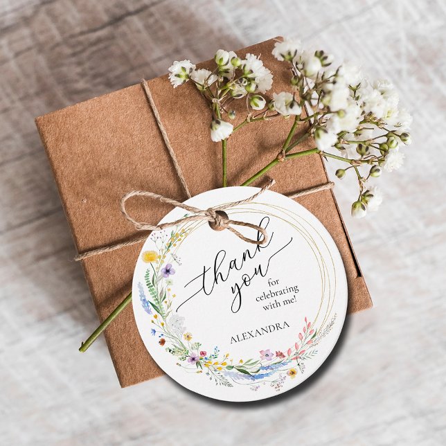 Étiquettes Cadeau Fête de mariage champêtre (Wreath of wildflowers bridal shower round favor tags)