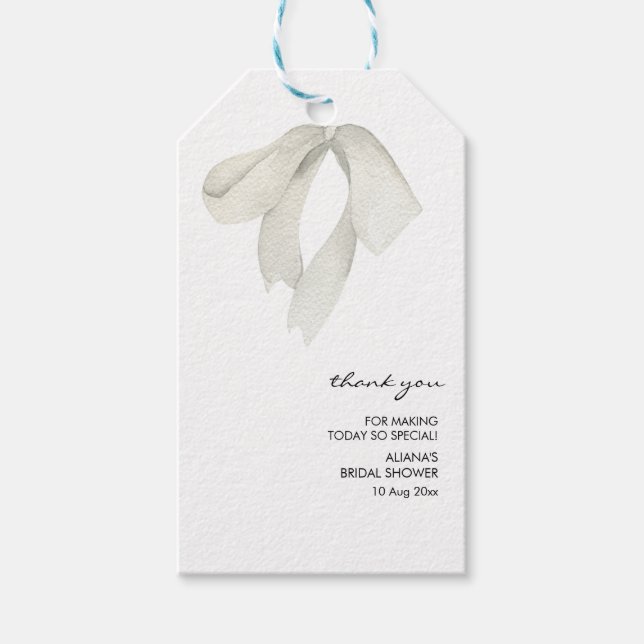 Étiquettes-cadeau Fête de mariage élégant nœud papillon qu'elle noue (Devant)