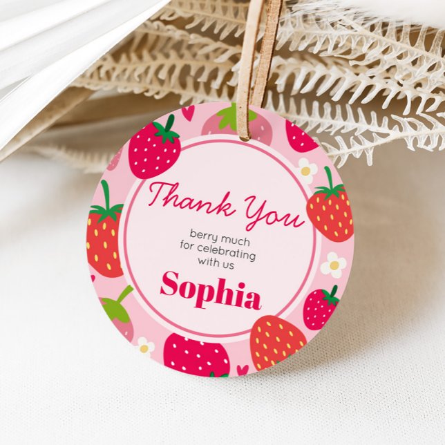 Étiquettes Cadeau Fille fraise Berry Premier anniversaire fête ronde (Strawberry Berry First Birthday Party Round Favor Tags)