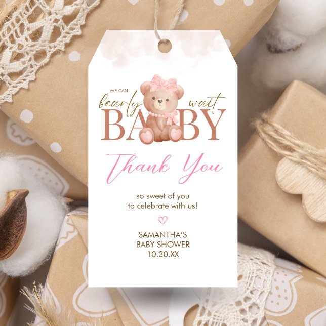 Étiquettes-cadeau Fille Nous Pouvons Attendre Baby shower Favoriser  (We Can Bearly Wait Pink Bear Baby Shower Favor Tags)