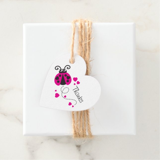 Étiquettes Cadeau Filles volant coeur coccinelle coutume rose merci (En situation)