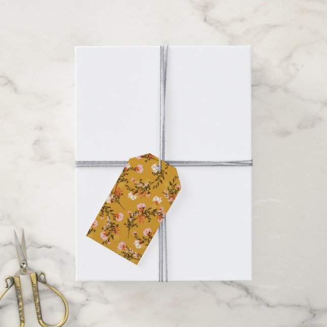 Étiquettes-cadeau Fleurs de fond jaune (Avec de la ficelle)