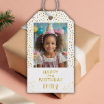 Étiquettes-cadeau Gold Stars Faux Parties scintillant Birthday Kids<br><div class="desc">Etoiles d'or Faux Parties scintillant Anniversaire Girl Photo Gift Tag. Les étiquettes ont des étoiles dorées et des points de parties scintillant faux. Balises d'anniversaire pour vos amis et votre famille. Téléchargez votre photo et personnalisez les étiquettes avec votre nom et votre texte.</div>