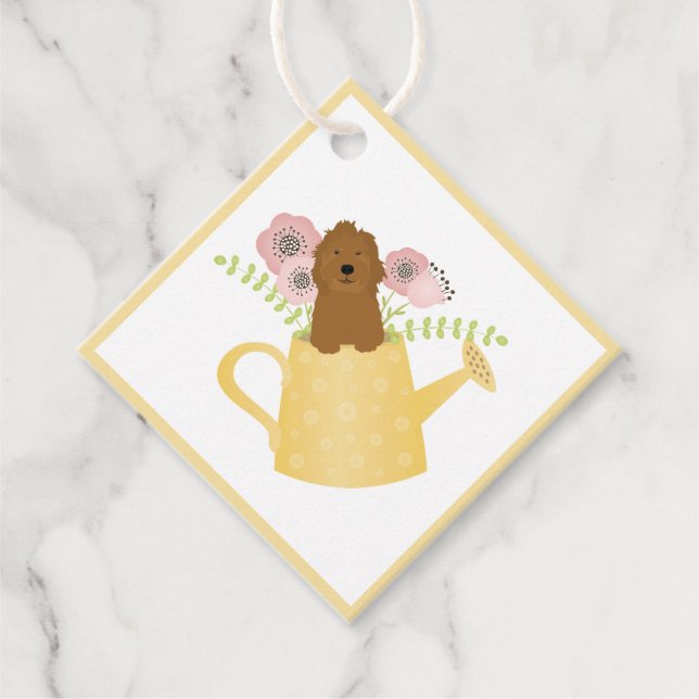 Étiquettes Cadeau Goldendoodle Dans L'Arrosage Can Jaune (Devant)