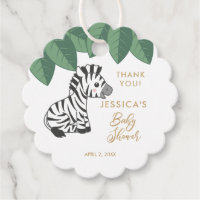 Jolie bébé zèbre avec feuilles de jungle