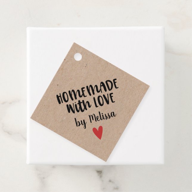 Étiquettes Cadeau Kraft Personnalisé Fait Maison Avec Balises Cadeau (En situation)