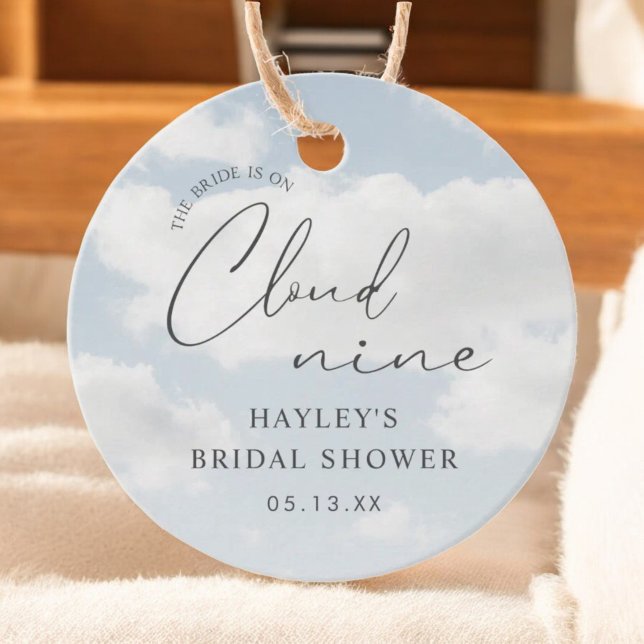 Étiquettes Cadeau La mariée est sur un nuage neuf Shower de mariage (Créateur téléchargé)
