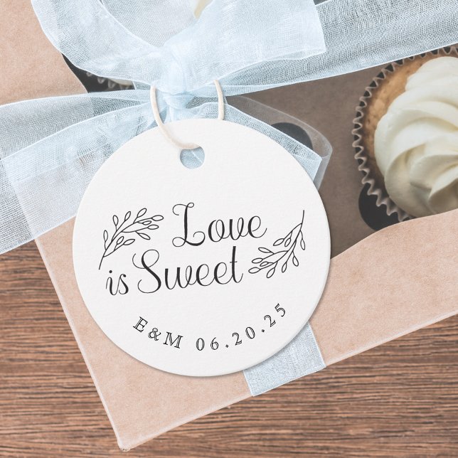 Étiquettes Cadeau L'amour botanique est doux Mariage rond (Créateur téléchargé)