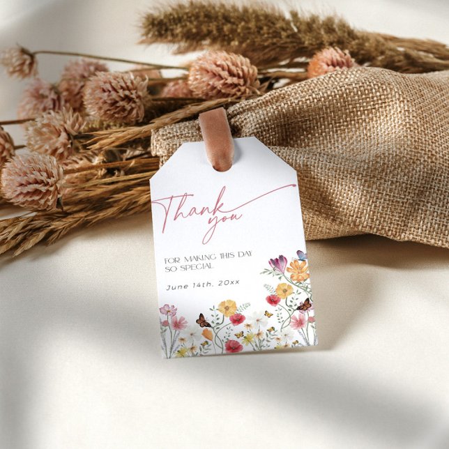 Étiquettes-cadeau L'amour est en fleur avec des papillons Merci flor (Wildflower thank you gift tags with butterflies)