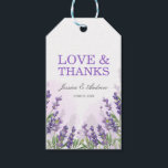Étiquettes-cadeau Lavender Wedding Favor Cadeau Tags Purple Rustic<br><div class="desc">♥ Offrez la finition parfaite à vos préférences en attachant ces étiquettes élégantes. Tous les détails sont DESSUS À LA MAIN, vous pouvez être sûr que ce design est unique. On dit que la lavande apporte de la chance mais c'est aussi un symbole d'amour et de dévotion, ce qui en...</div>