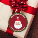 Étiquettes Cadeau Le visage du Père Noël en rouge Joyeux Noël<br><div class="desc">Cette étiquette de faveur de Noël personnalisable est un ajout délicieux à vos cadeaux de vacances. Il présente un charmant visage de Père Noël sur un arrière - plan rouge vif, entouré d'un message festif "Joyeux Noël". Le tag peut être personnalisé avec le nom de votre famille, ajoutant une touche...</div>