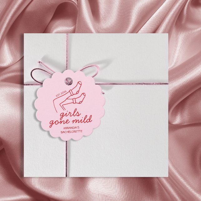 Étiquettes Cadeau Les filles sont parties Bachelorette rose et rouge (Girls Gone Mild Pink & Red Hand Drawn Bachelorette Favor Tags)