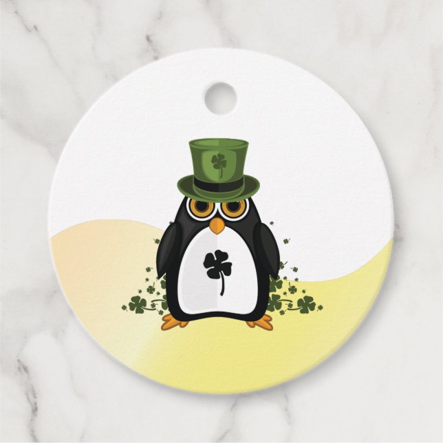 Étiquettes Cadeau Lucky Penguin Trèfle Saint-Patrick (Devant)