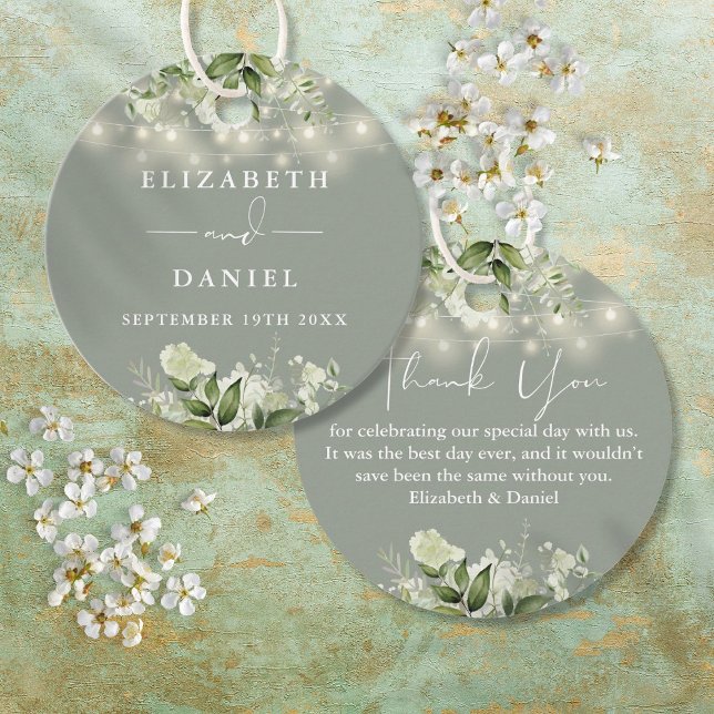 Étiquettes Cadeau Lumières de chaîne florales vert sauge Merci Maria (Sage Green Floral String Lights Thank You Wedding Favor Tags)