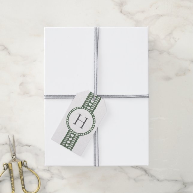 Étiquettes-cadeau Mariage à impression botanique verte et blanche (Avec de la ficelle)
