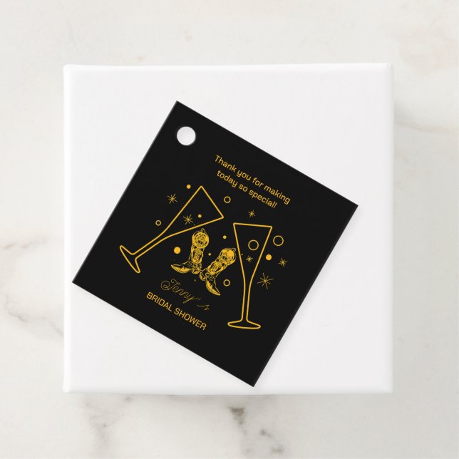 Étiquettes Cadeau Mariage Boots & Bubbly Shower (En situation)