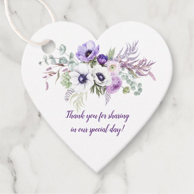 Étiquettes Cadeau Mariage floral blanc en forme de coeur (Devant)