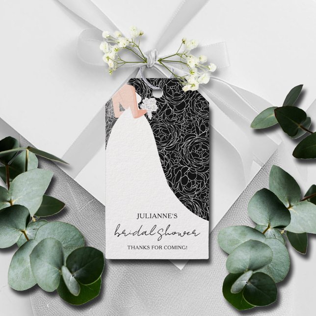 Étiquettes-cadeau Mariée à être Fête des mariées Noir Faveur (Bride to Be on Black and White  Bridal Shower Favor Gift Tags)