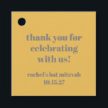 Étiquettes Cadeau Merci Bat mitzvah personnalisé gris jaune gras gra<br><div class="desc">Cette étiquette Bat mitzvah personnalisée est conçue dans un jaune moutarde audacieux avec une typographie gris minimaliste, offrant une touche moderne et élégante aux gardiens de l'événement. Avec un message chaleureux "merci d'avoir fêté avec nous !", le tag est customisé avec le nom du célébrant Bat mitzvah et la date...</div>