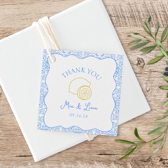Étiquettes Cadeau Merci Citron Carreaux bleus Mariage personnalisé (Say thank you in style with these lemon-themed favor tags, perfect for your Mediterranean wedding.)