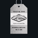 Étiquettes-cadeau Merci des signes de Las Vegas pour l'arrivée sur m<br><div class="desc">Classy Black and White Las Vegas Connectez-vous à l'Arrière - plan Parties scintillant argent Merci pour l'arrivée des Favoris personnalisés étiquette cadeau. Customisez-le pour répondre à vos besoins.</div>