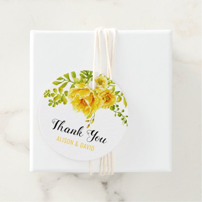 Étiquettes Cadeau Merci mariage de fleurs d'aquarelle jaune (En situation)