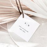 Étiquettes Cadeau Merci minimal et chic Mariage blanc et marine<br><div class="desc">Ces étiquettes élégantes,  modernes mariage ou douches nuptiales privilégient les mots "amour et merci",  et disposent d'un design de texte blanc et bleu marine foncé qui respire le style minimaliste. Ajoutez vos initiales ou votre monogramme pour les rendre complètement vôtres.</div>