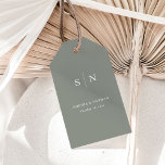Étiquettes-cadeau Minimal et chic | Mariage vert Sage<br><div class="desc">Ces étiquettes cadeau de mariage vert sage élégant et moderne présentent un design de texte blanc simple qui dégage un style minimaliste. Ajoutez vos initiales ou votre monogramme pour les rendre complètement vôtres.</div>