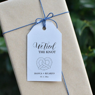 Étiquettes-cadeau Moderne Nous avons attaché le noeud bretzel mariag